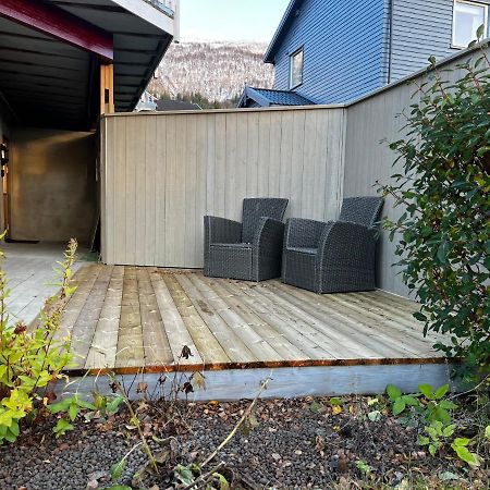 Liten Kjellerleilighet. Landlig Rolig Omrade. Tromsø Extérieur photo